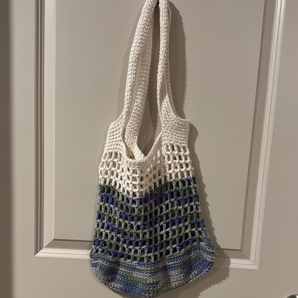 Stylish Crochet Tote Bag - White and Blue